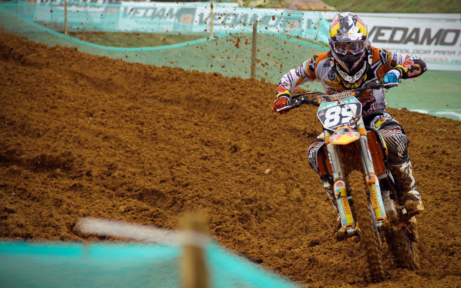 “阿根廷美洲狮队:从逆境中崛起,挑战顶级球队”