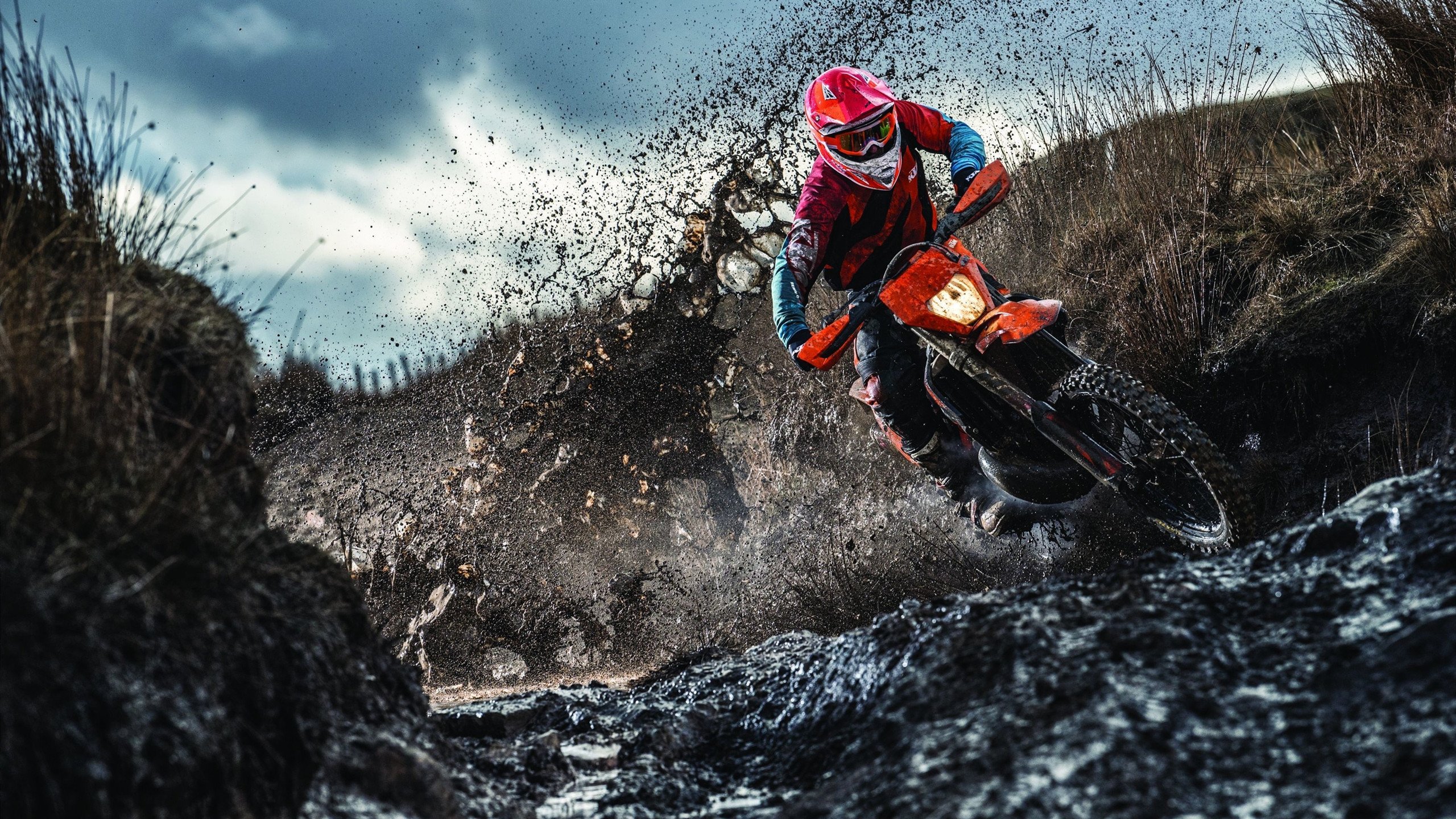 “胡利安·门德斯的快速反击与进攻组织,成为阿根廷美洲狮队的新动力”