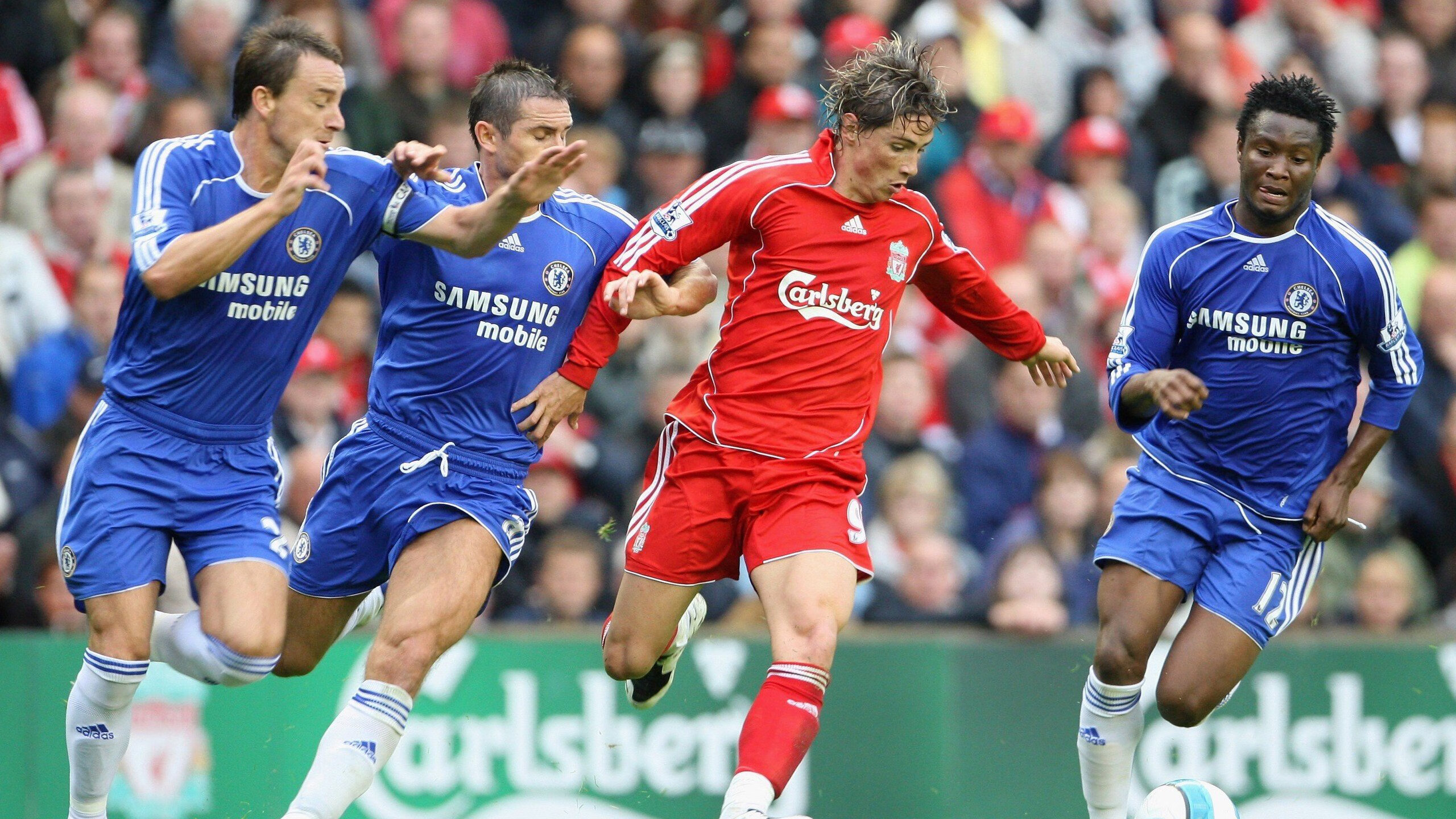 “帕布罗·马特拉：阿根廷美洲狮队的进攻与防守双重核心”